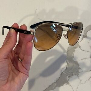 COACH gorgeous aviator sunglasses light gold black frame women’s